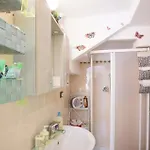 1 Bedroom Lovely In *