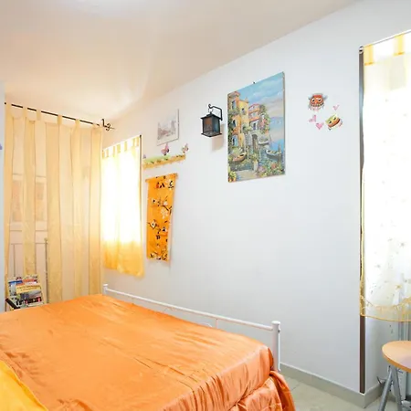 1 Bedroom Lovely In Nyaraló *